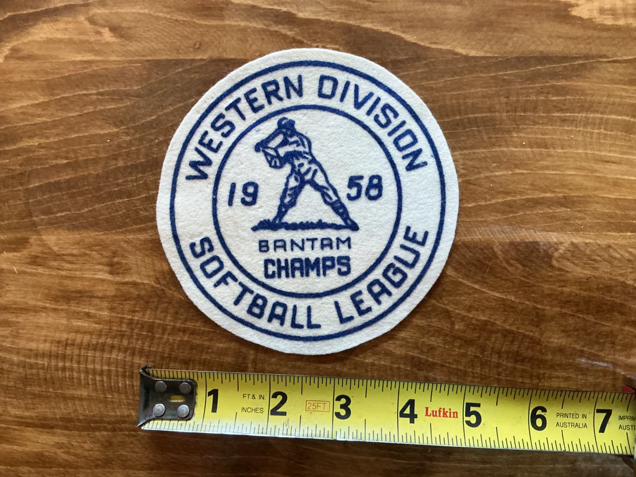 1958 Wedtern Division Softball League Bantam Chsmps Crest !