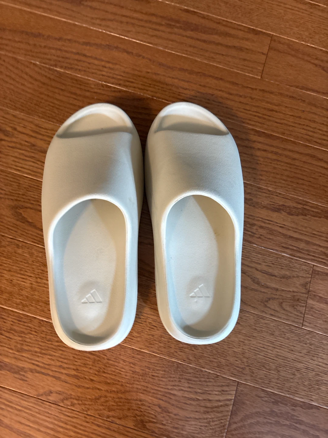 Adidas Yeezy Slide