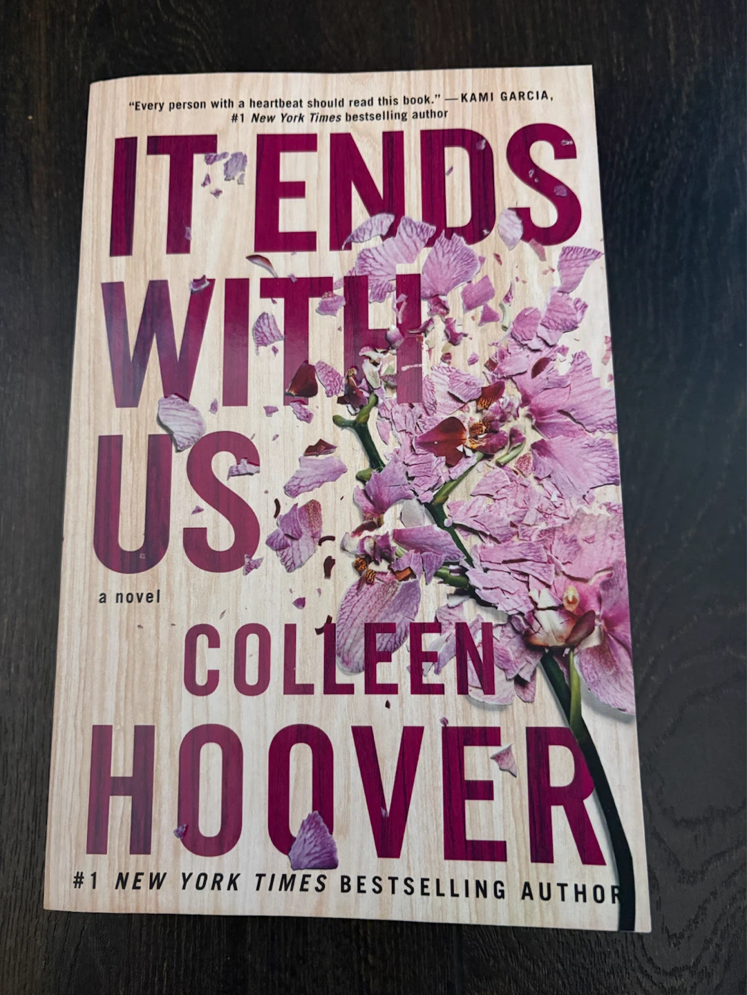 It Ends With Us by Colleen Hoover