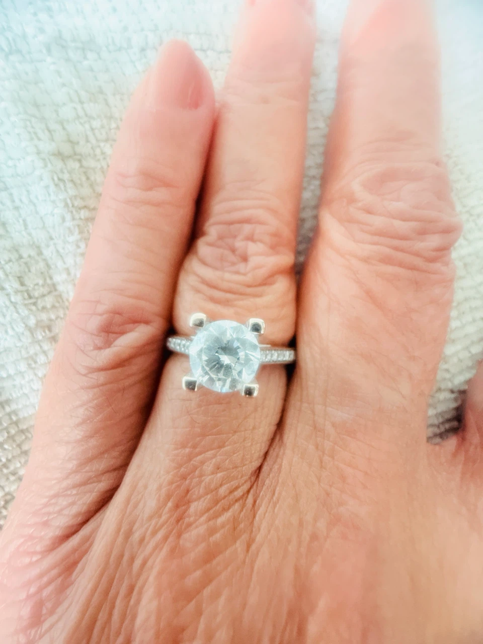 Diamond Engagement Ring - photo 4
