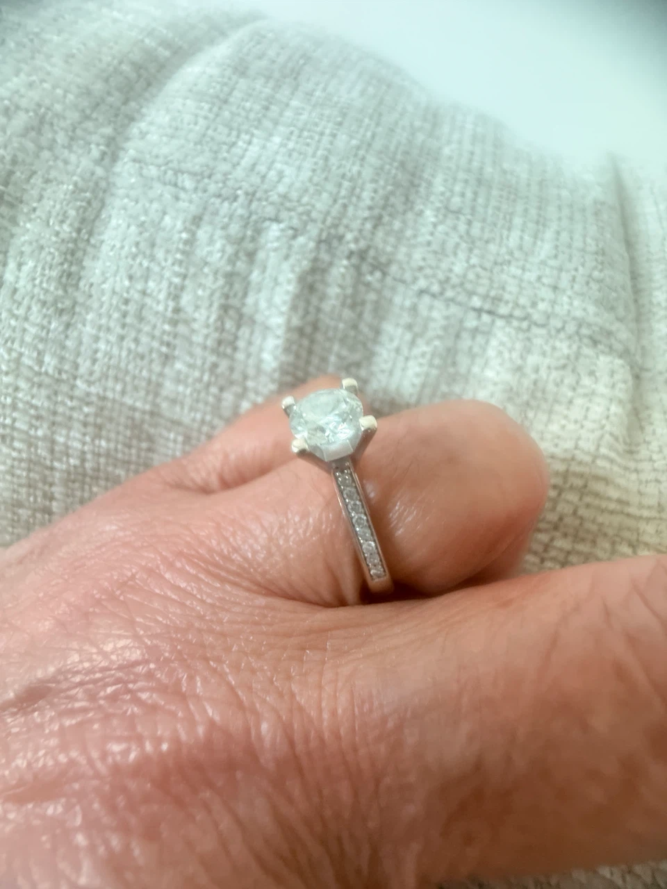 Diamond Engagement Ring - photo 5