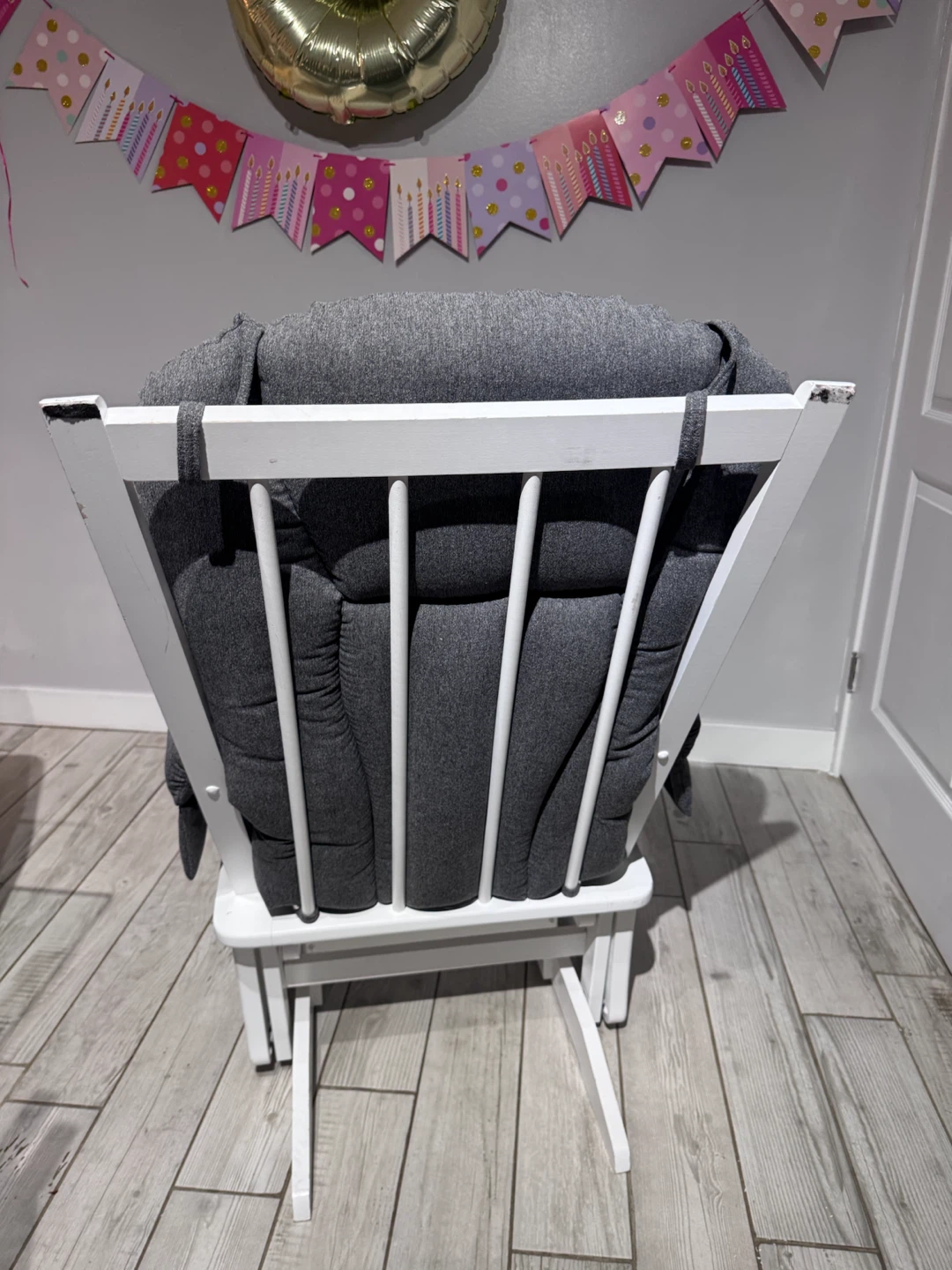 Rocking Chair, Comfortable Nursing/Glider Chair - photo 3