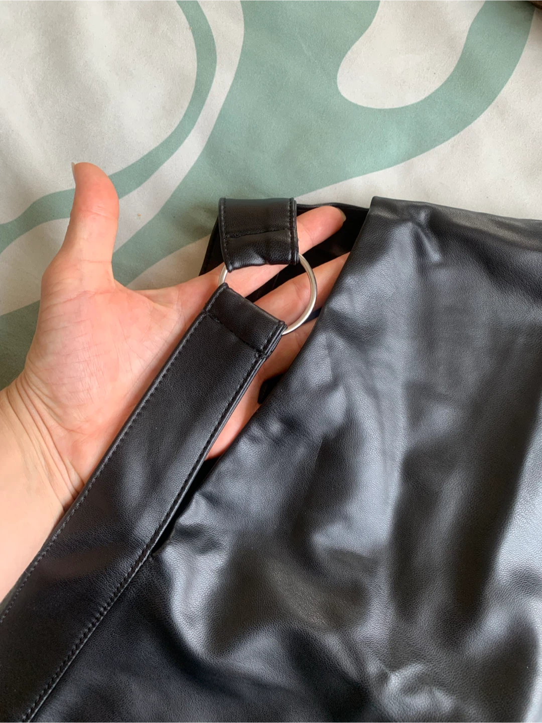 H&M Black Faux Leather Mini Skirt - photo 2