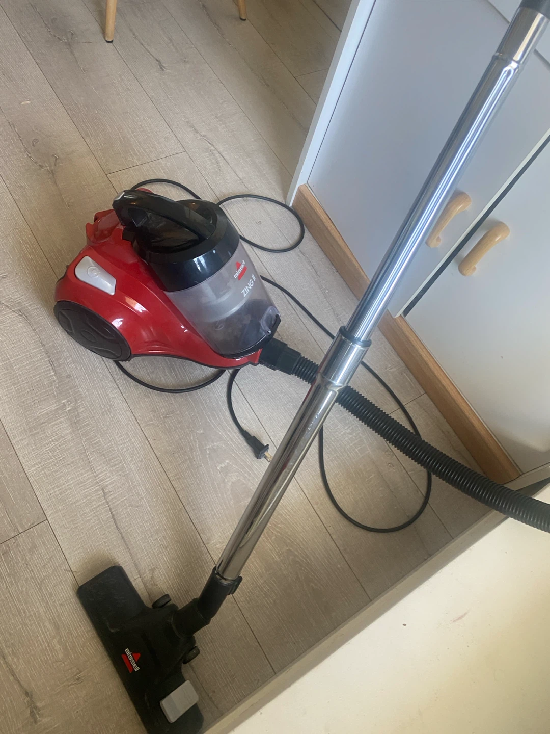 Bissell Zing II Bagless Canister Vacuum