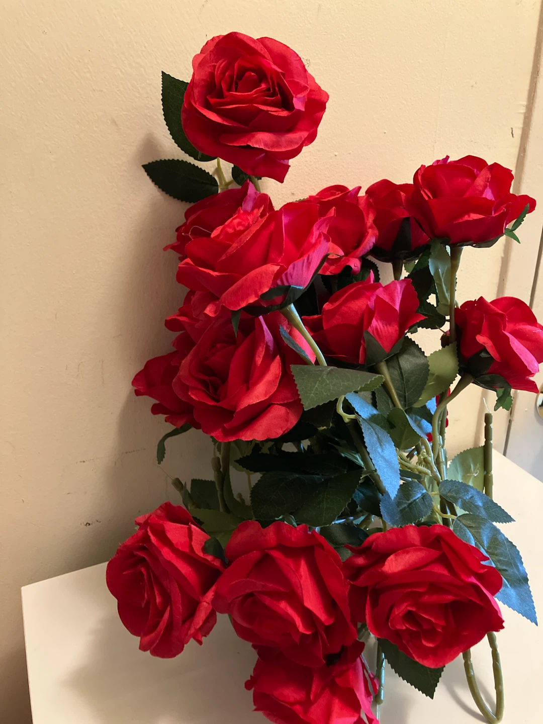Artificial Red Roses-price of Each - photo 3