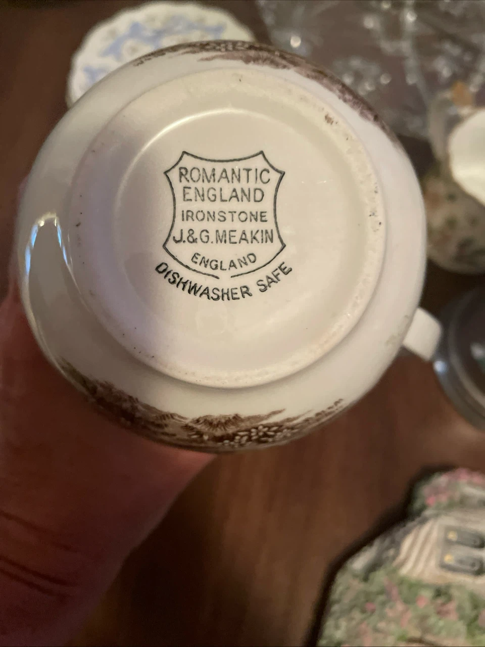 J. & G. Meakin Romantic England Ironstone Creamer