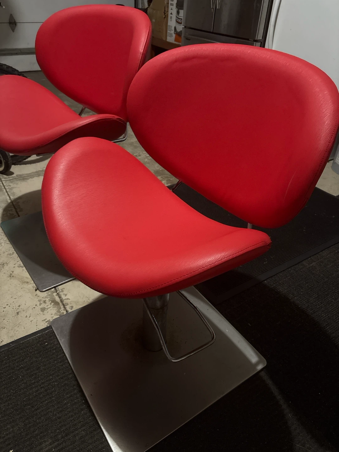 Hydraulic hairstyling chair - photo 3