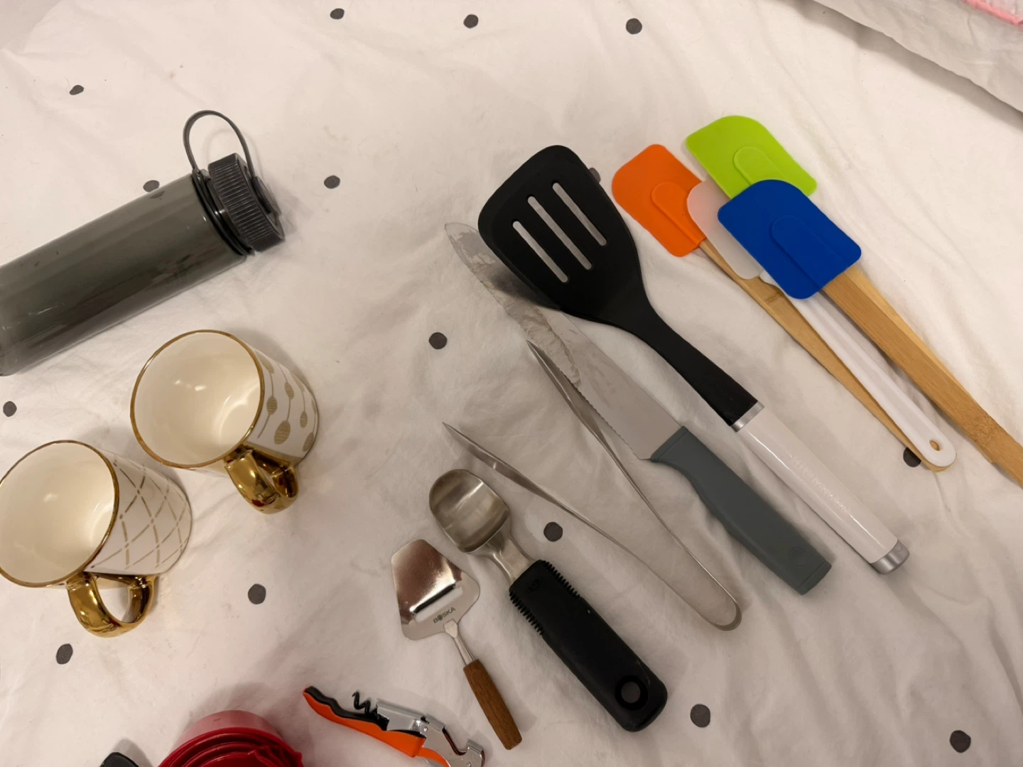 Kitchen Utensil Set and Storage Containers - photo 3