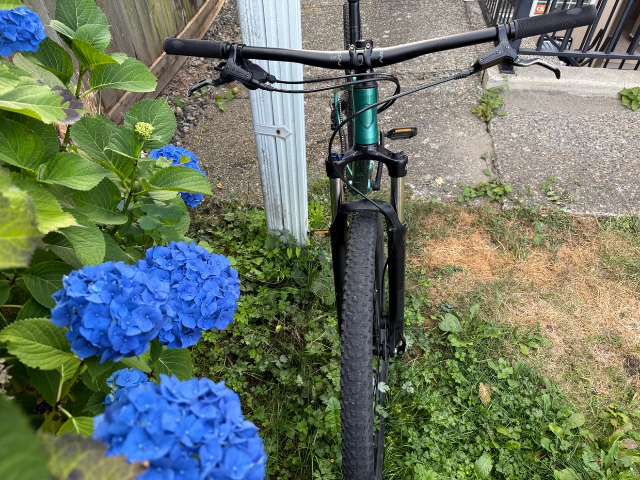 Norco Storm (1x10 DT) Mountain Bike & Zardton Electric Scooter - photo 3