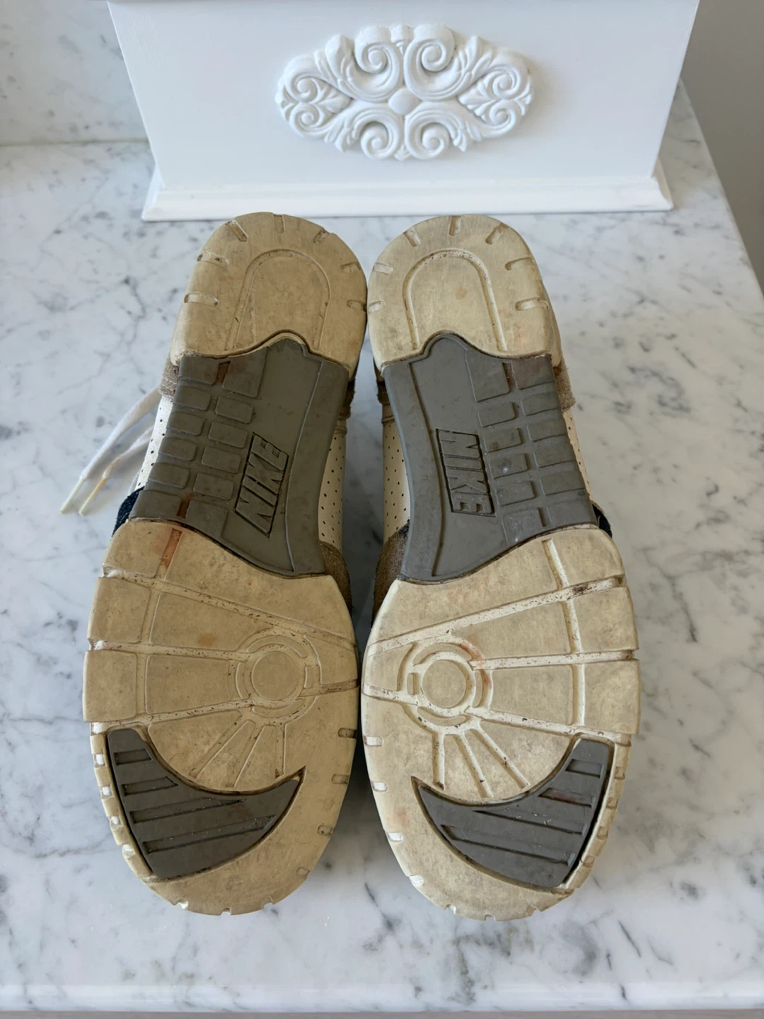 Vintage Women’s Nikes - photo 2