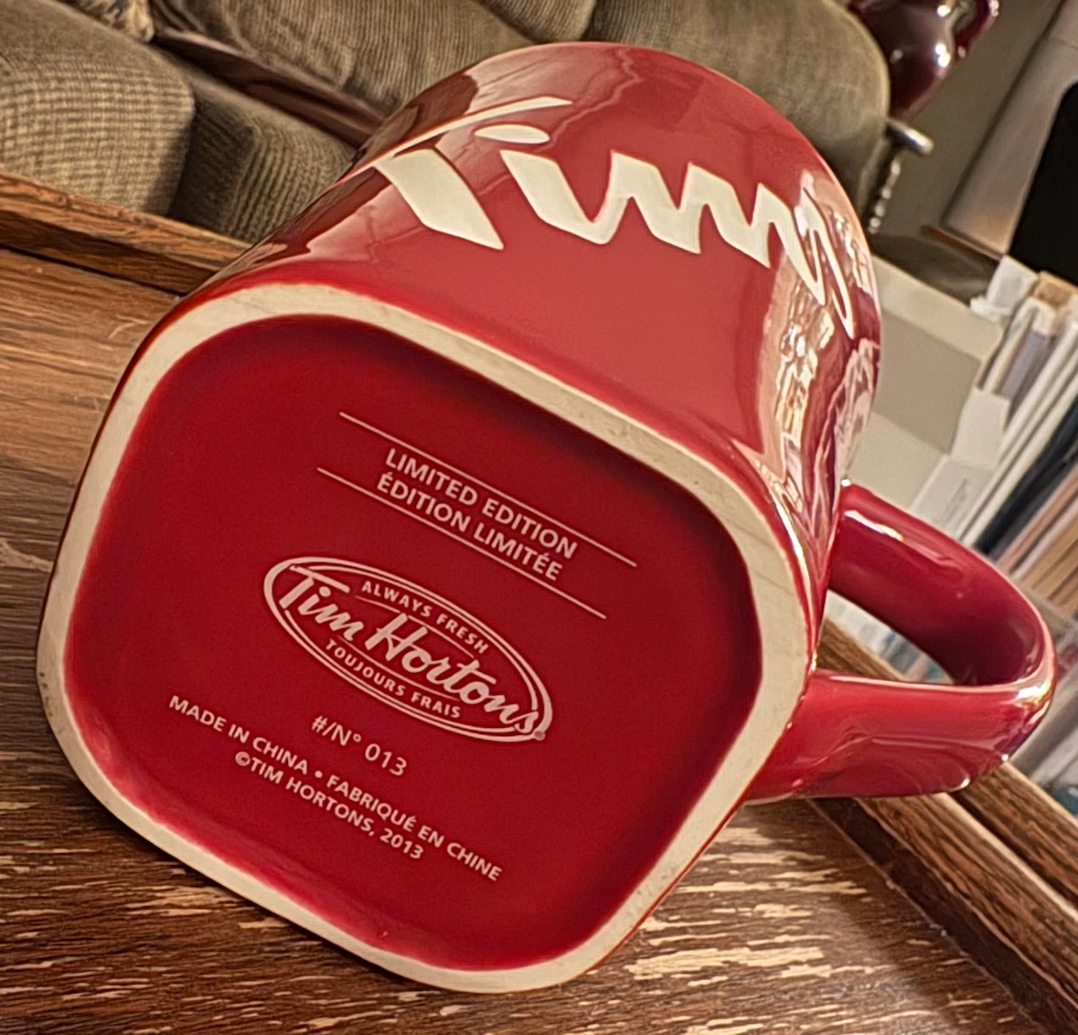✨✨Tim Hortons Limited Edition Red Mug - photo 3