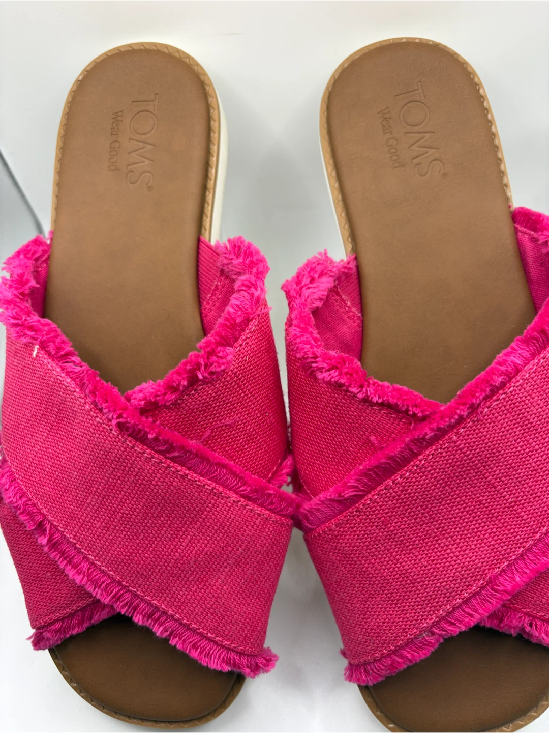 7.5 - TOMS Women's Pink Fabric Slip-On Slides