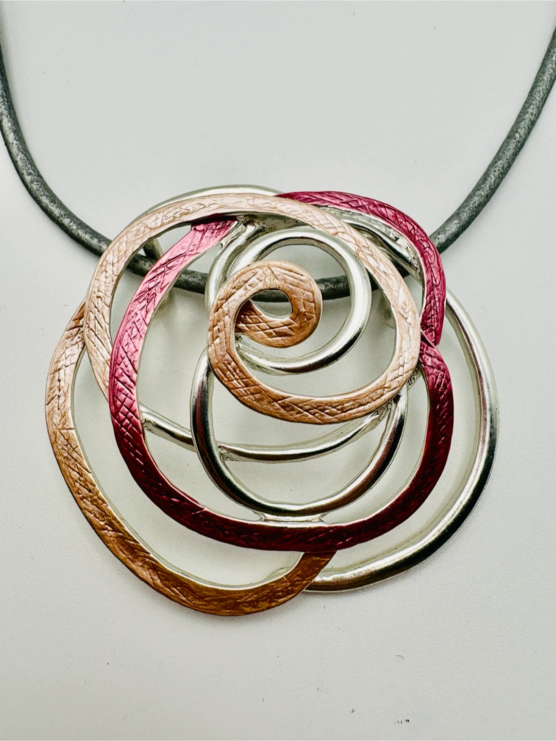 Vintage Rose Pendant Necklace - photo 5
