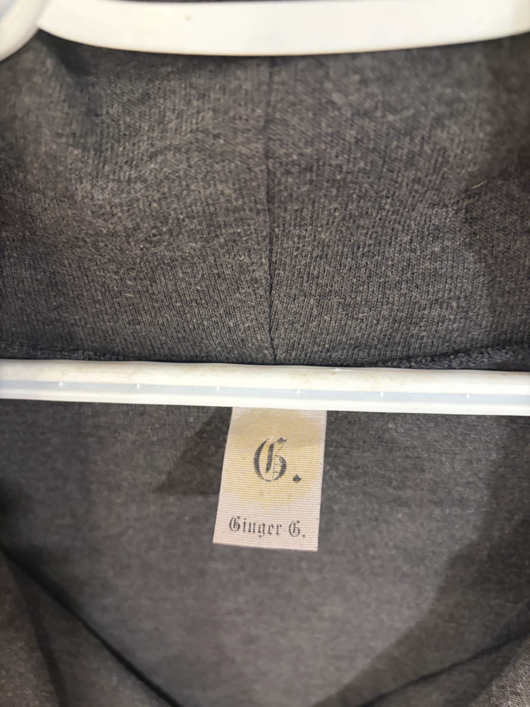 Lovely Ginger G. Women's Grey Top - photo 2