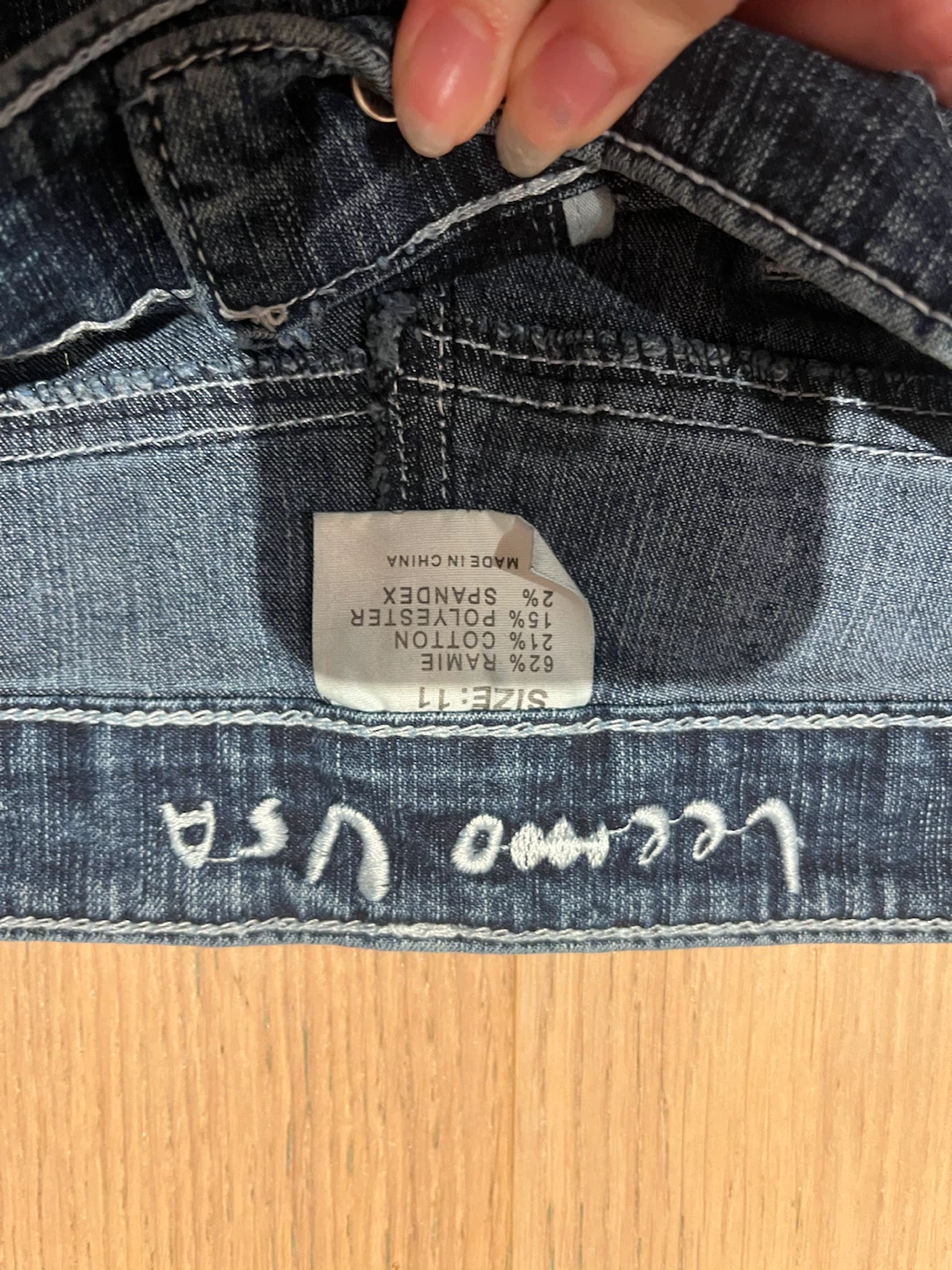 Leemo USA Women's Jeans Size 11 Embellished - photo 4