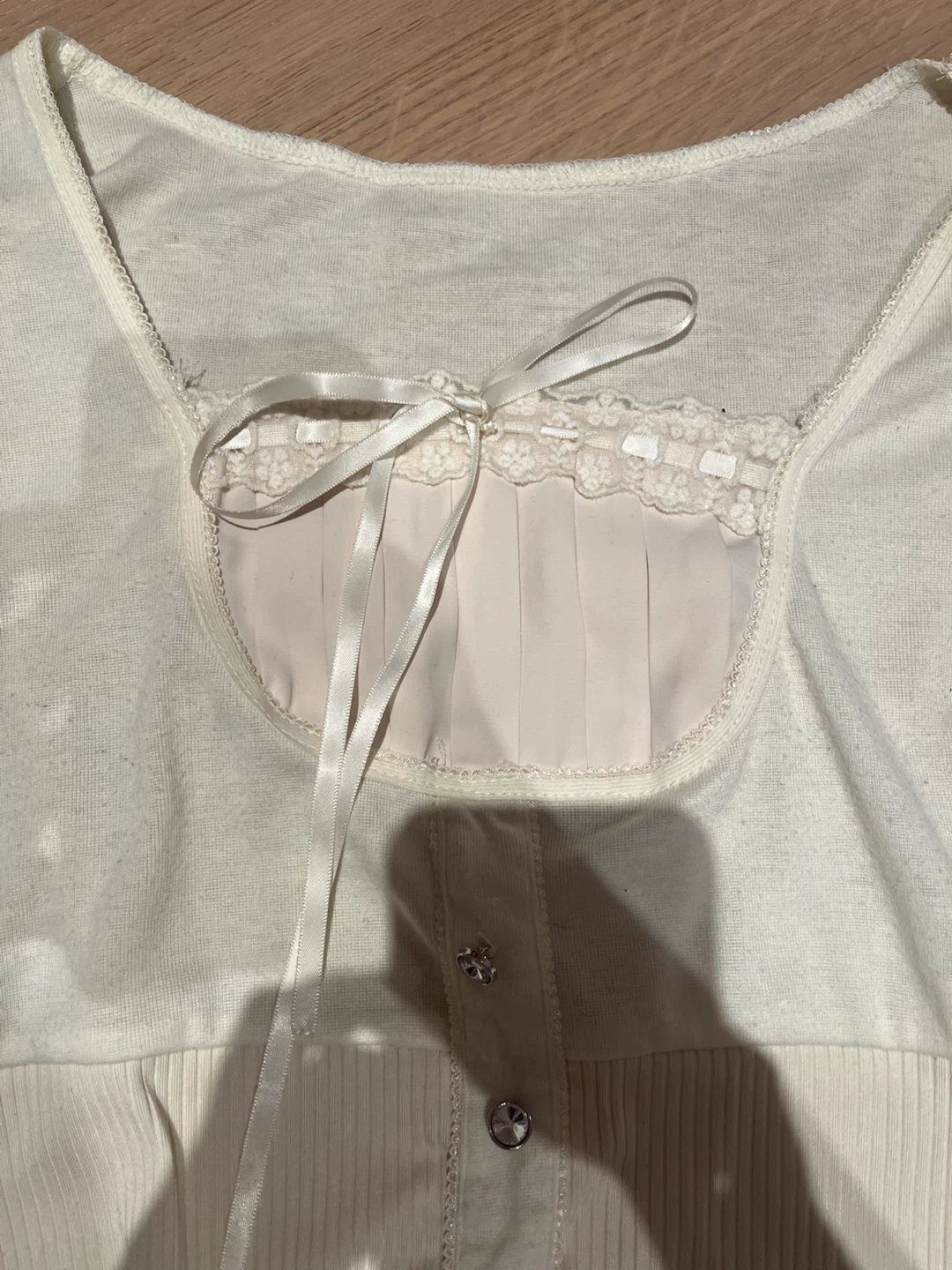 Cream ribbed button-up top with lace trim - photo 3