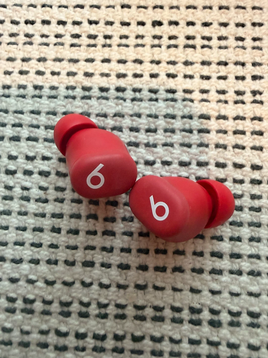 Beats Solo Buds - photo 4