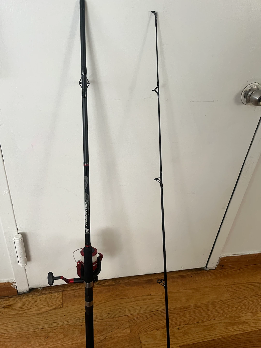Daiwa "Competition" Spinning Fishing Rod and Reel Combo - photo 2