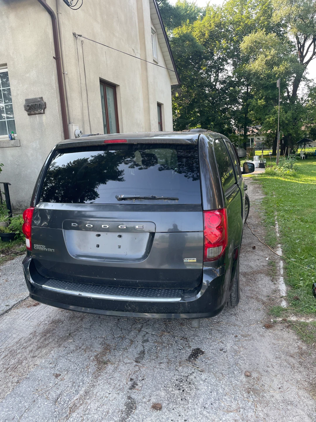 Dodge Grand Caravan Minivan (for parts) - photo 2