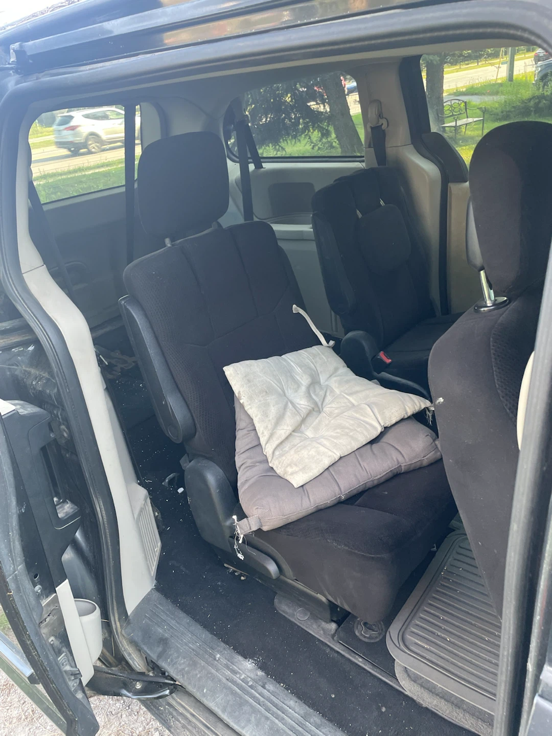 Dodge Grand Caravan Minivan (for parts) - photo 5