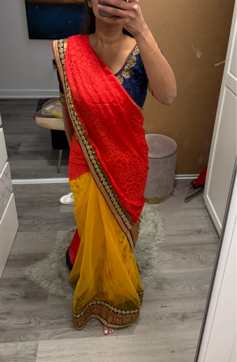 Saree with stitched blouse and skirt - photo 2