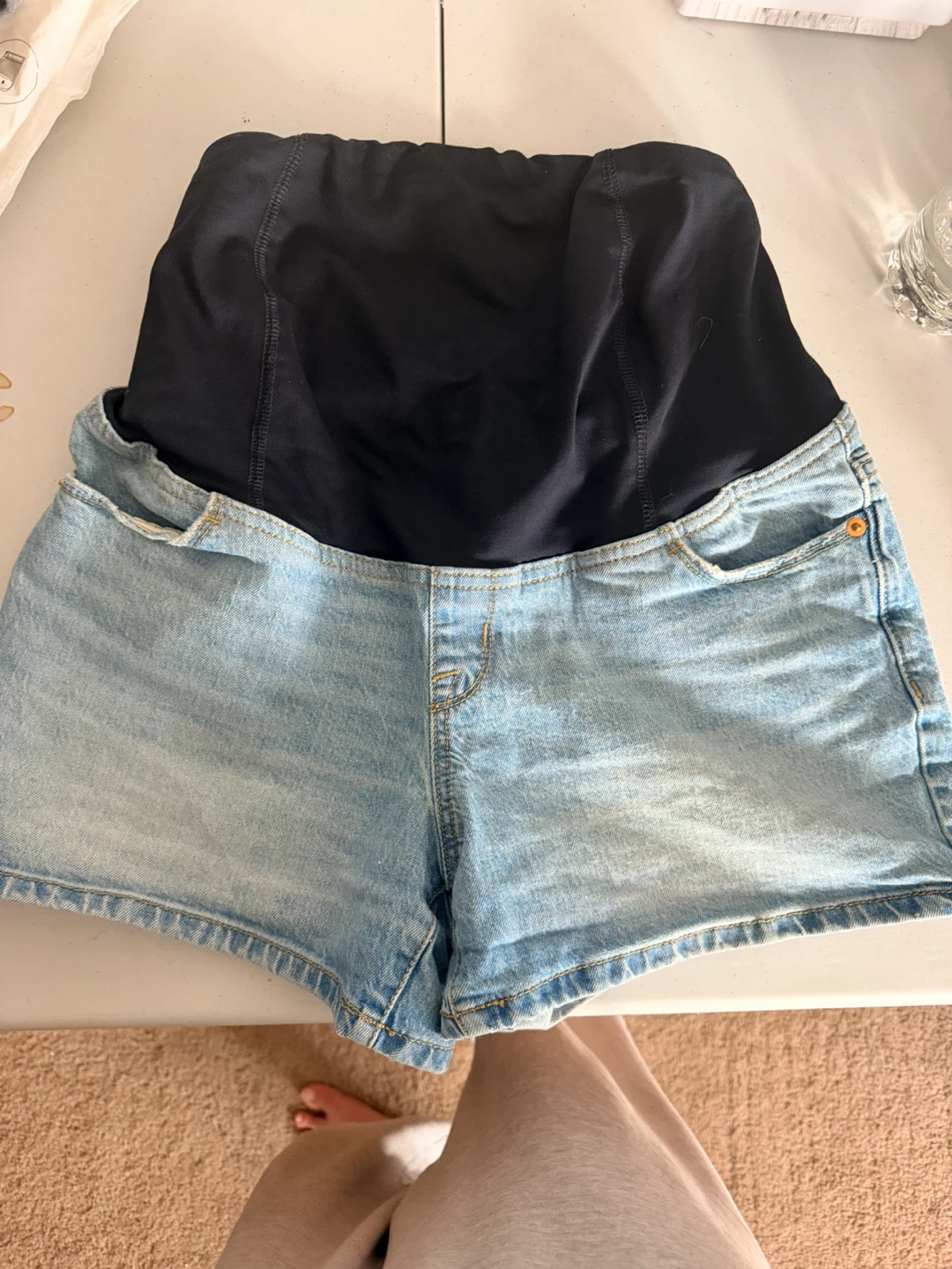 Isabel Maternity Midi Shorts size small