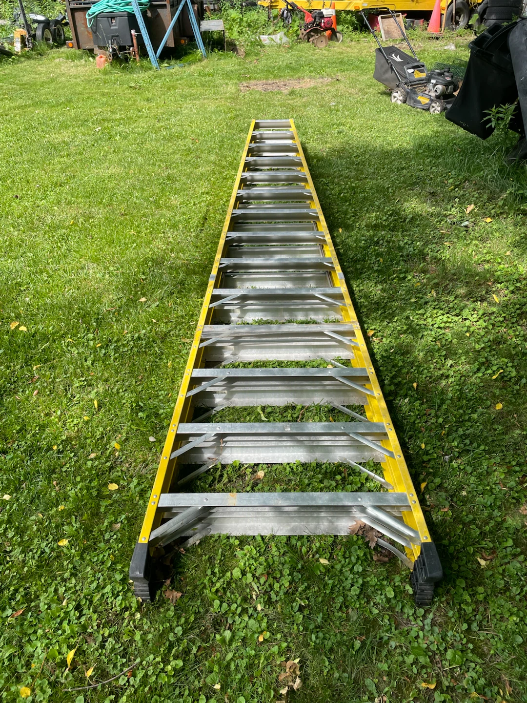 Featherlite 6614 Ladder - photo 2
