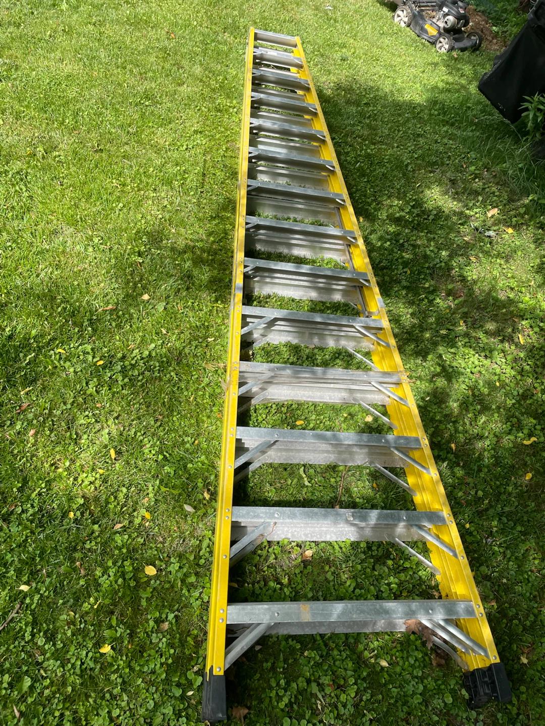 Featherlite 6614 Ladder - photo 3