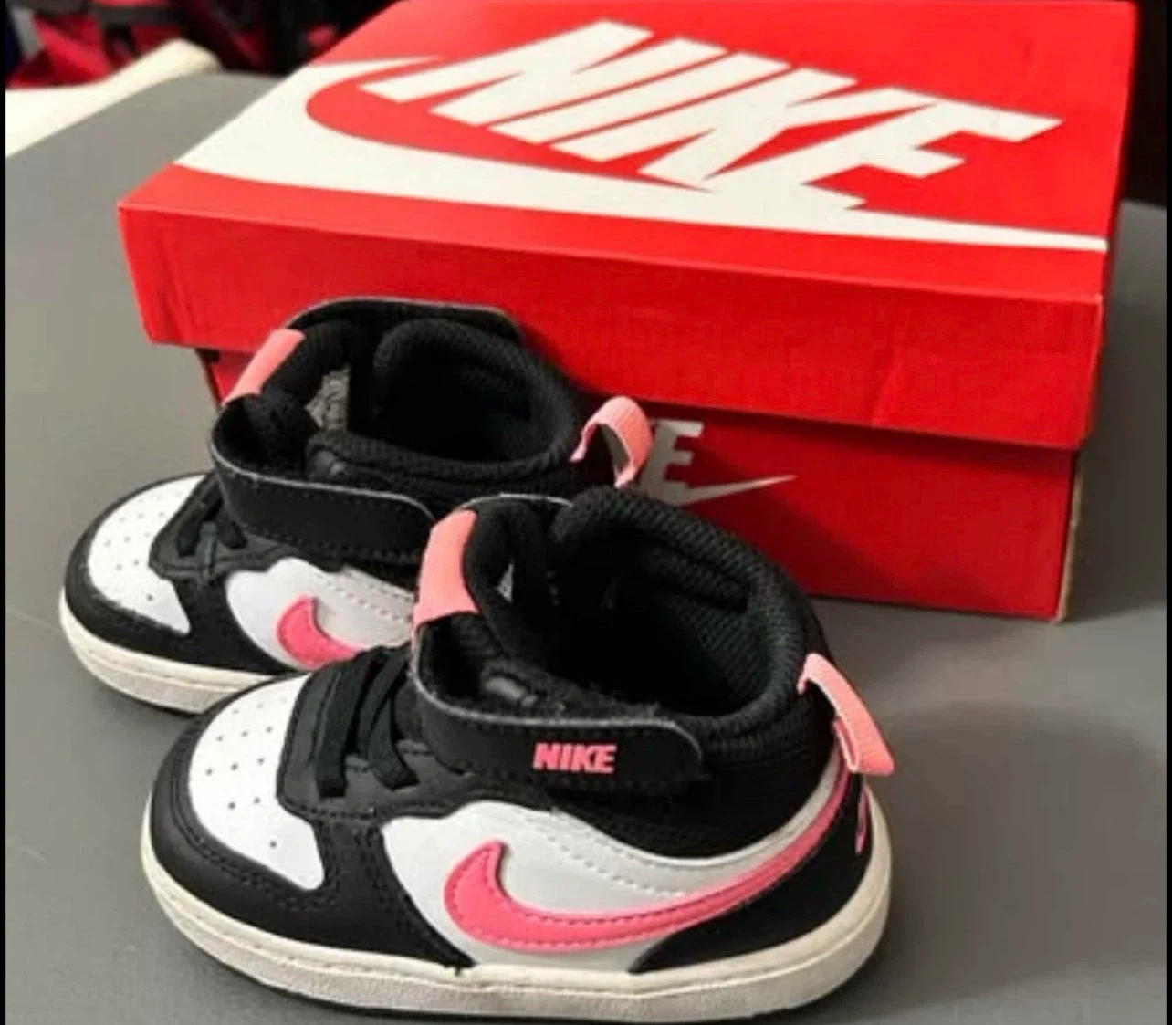 Toddler Nike shoes - photo 2