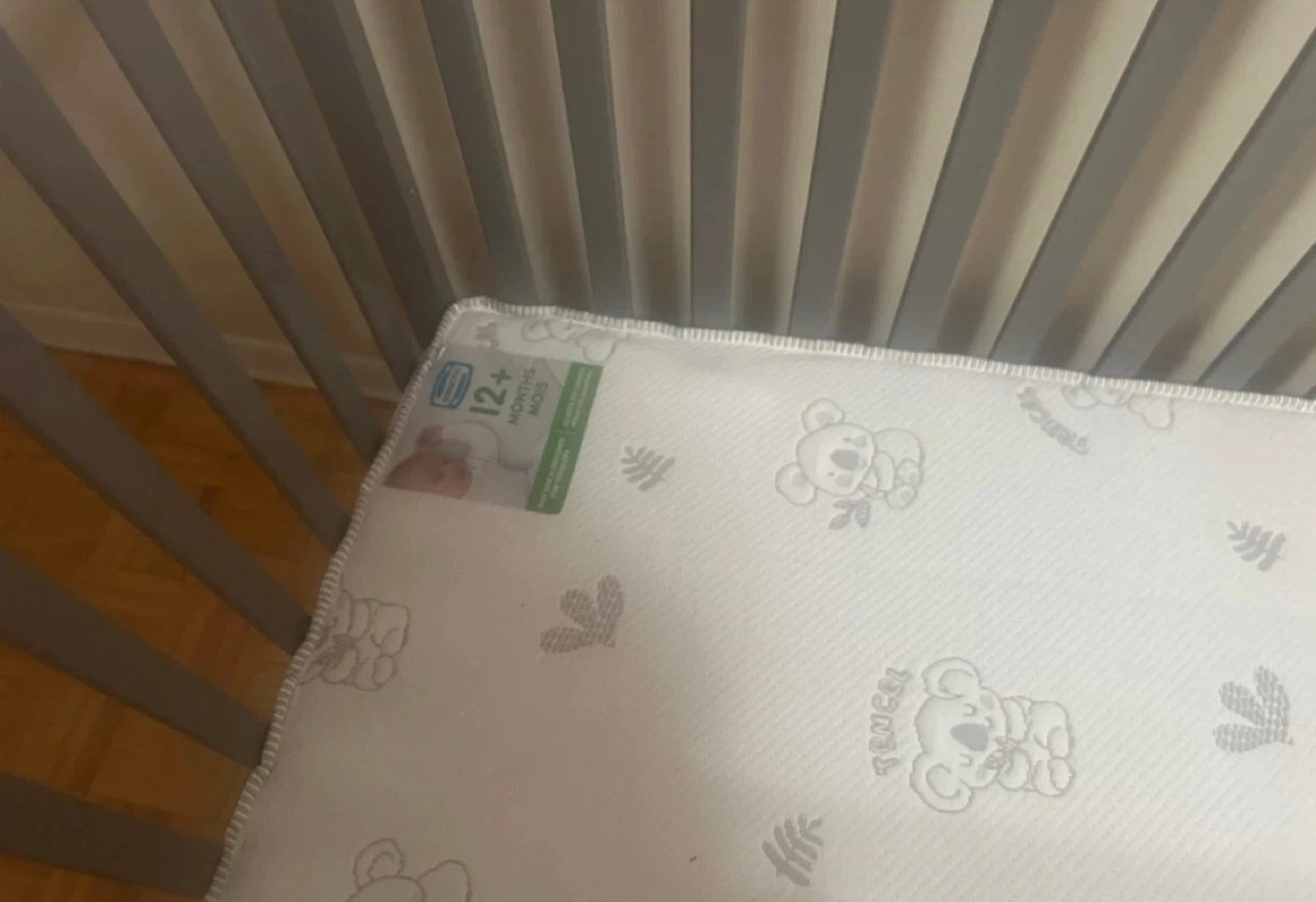 Grey convertible Baby Crib with Mattress - photo 4
