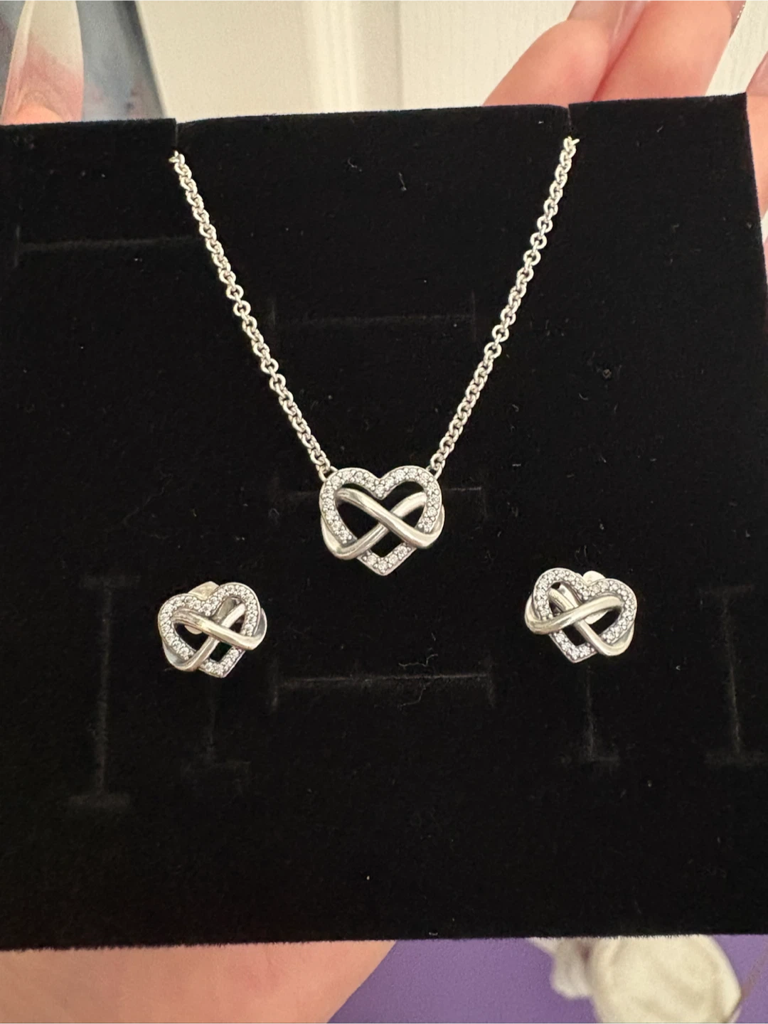 Pandora infinity heart Necklace and Earrings Set