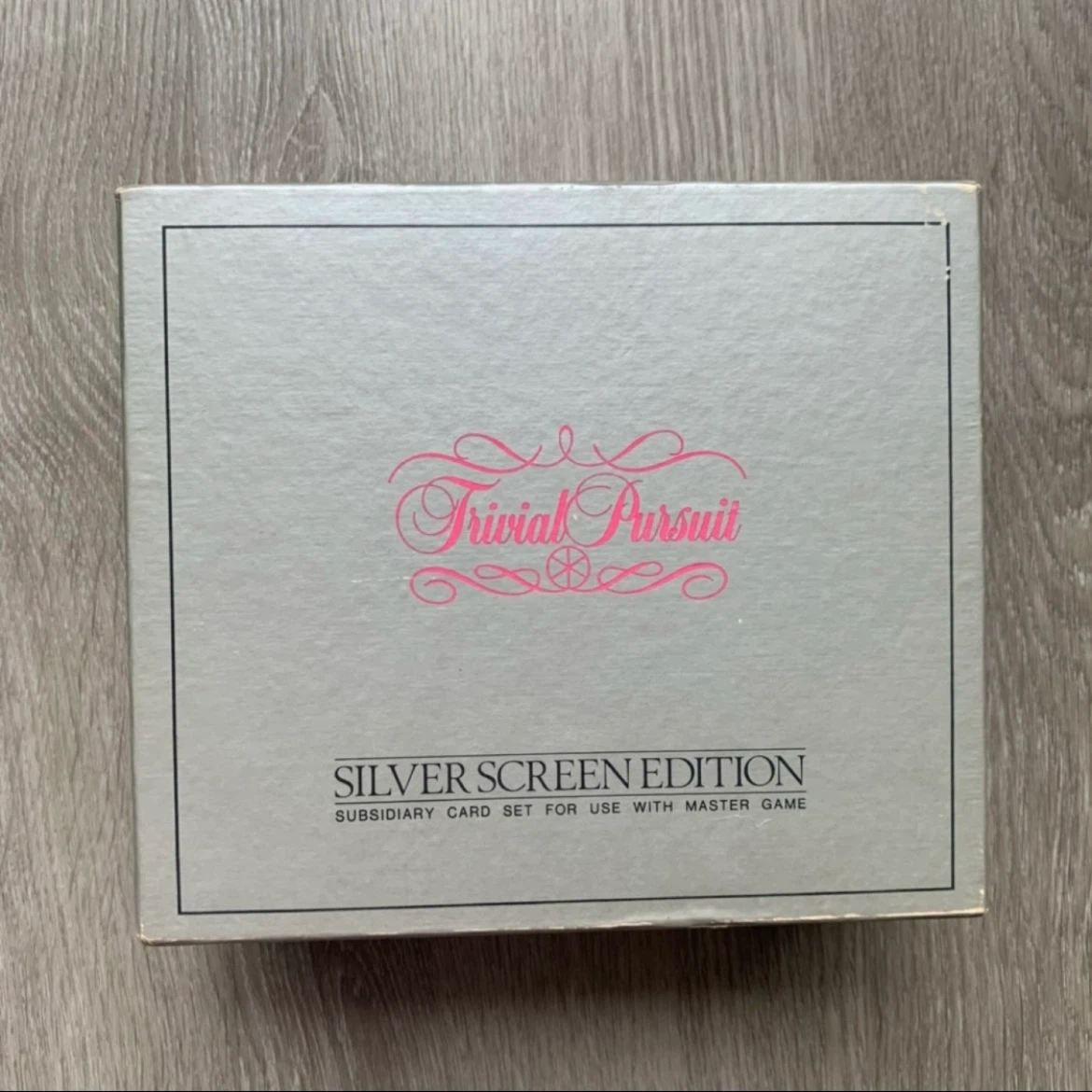 Vintage Trivial Pursuit game - photo 5