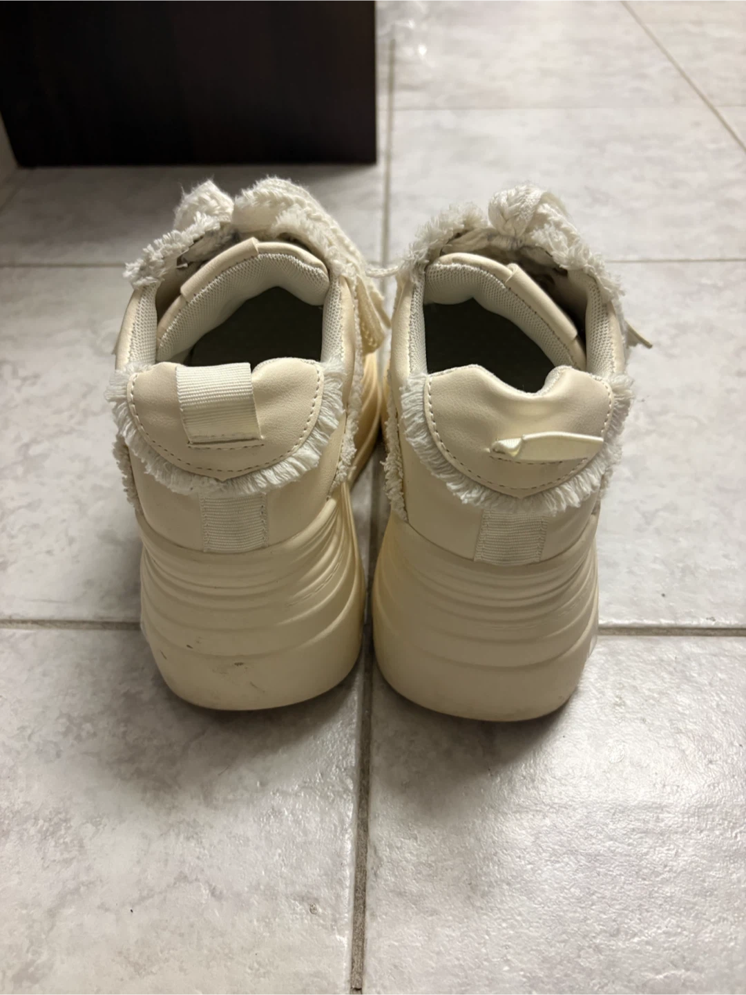 Platform sneakers 2inch size 4 - photo 3