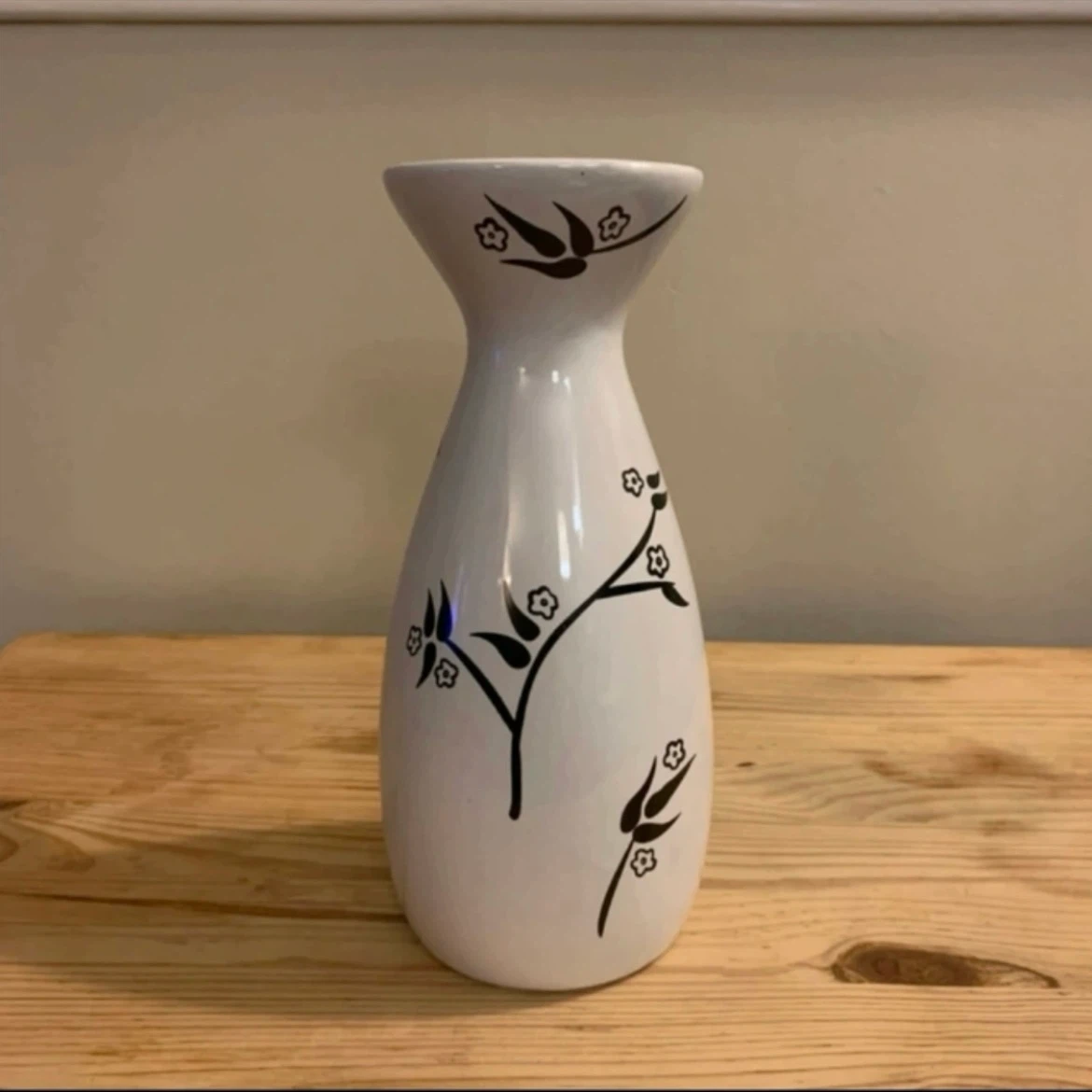 Flower vase