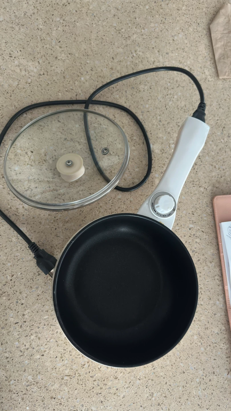 Electric Skillet/Pot with Lid (half price)