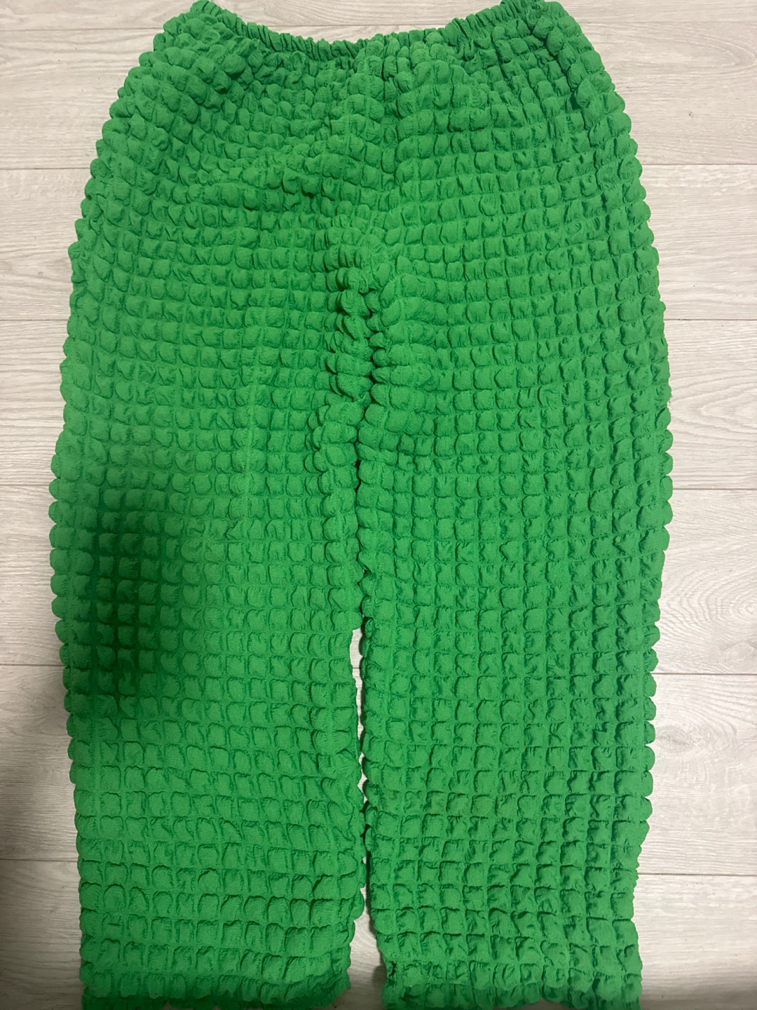Green Bubble Textured Pants