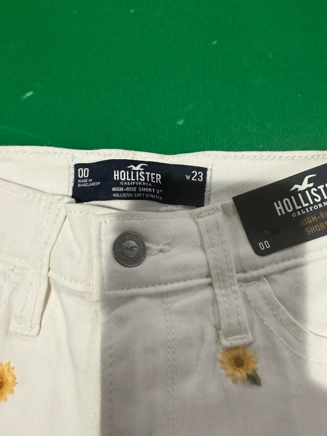 Hollister White Daisy High-Rise Shorts Size 00 - photo 2