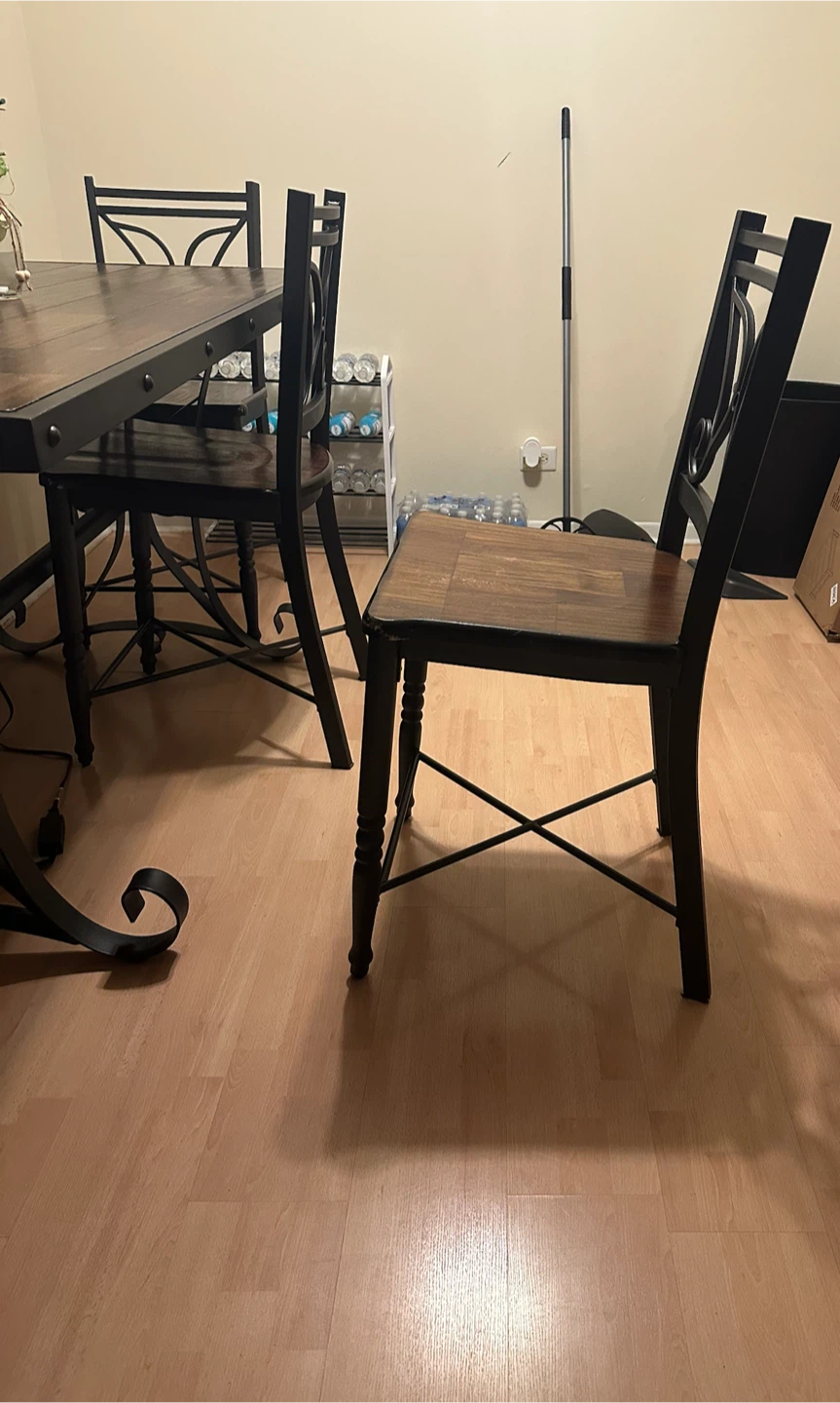 Rustic Dining Table and 4 Chairs Set - photo 4