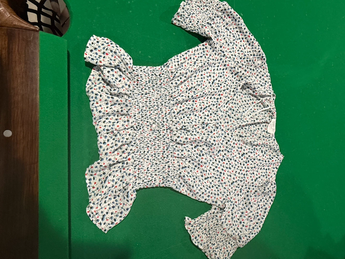Zara Smocked Crop Top - White Floral Print - photo 2