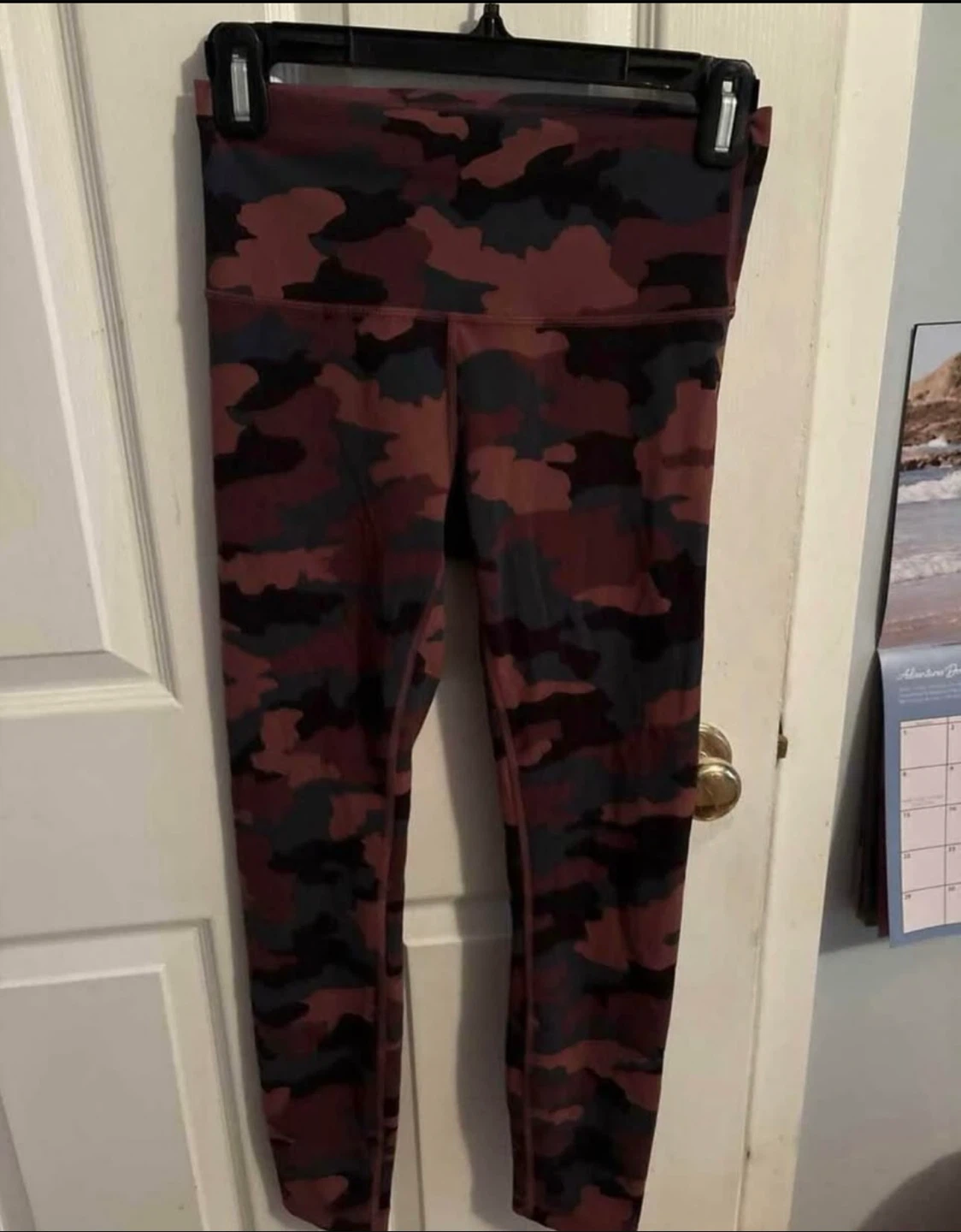 Lululemon leggings size 6 tight 25 camo
