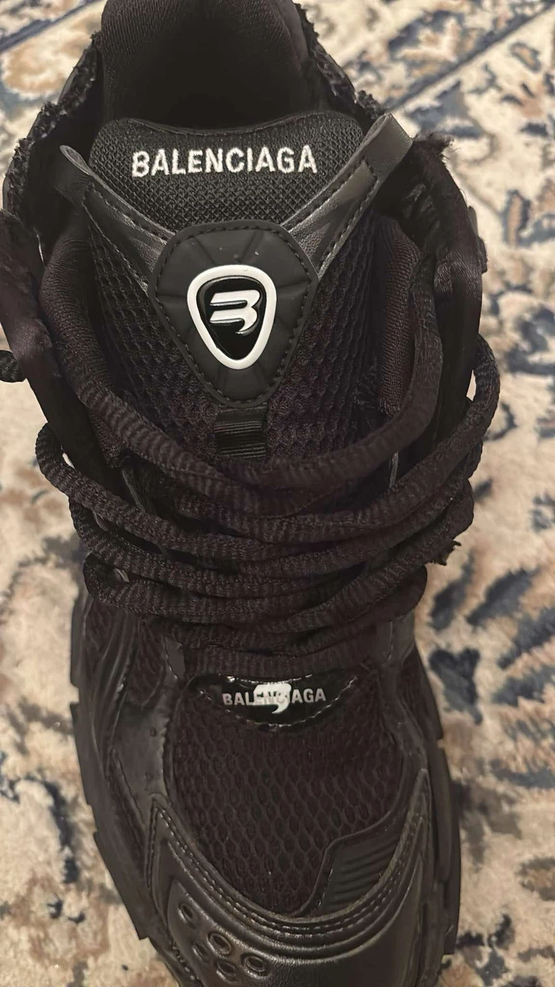 Balenciaga runner