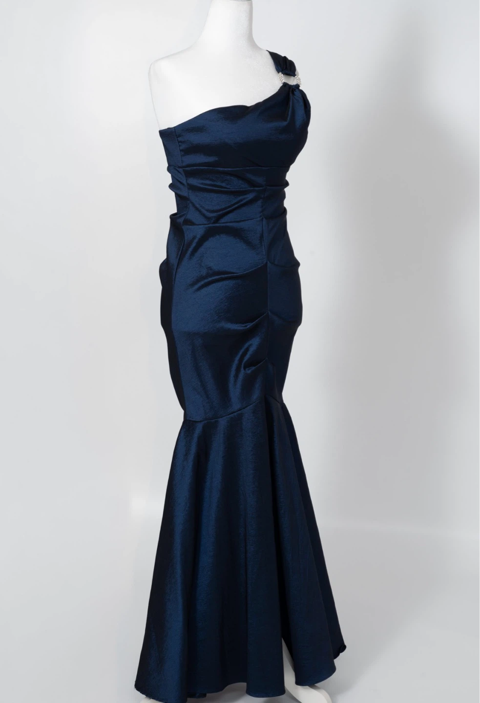 Laura Petites One-Shoulder Mermaid Evening Gown - photo 4