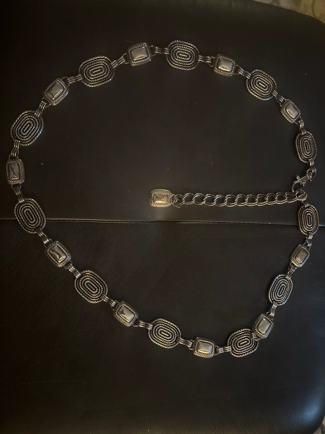 Silver Tone Link Belt with Decorative Ovals - photo 2
