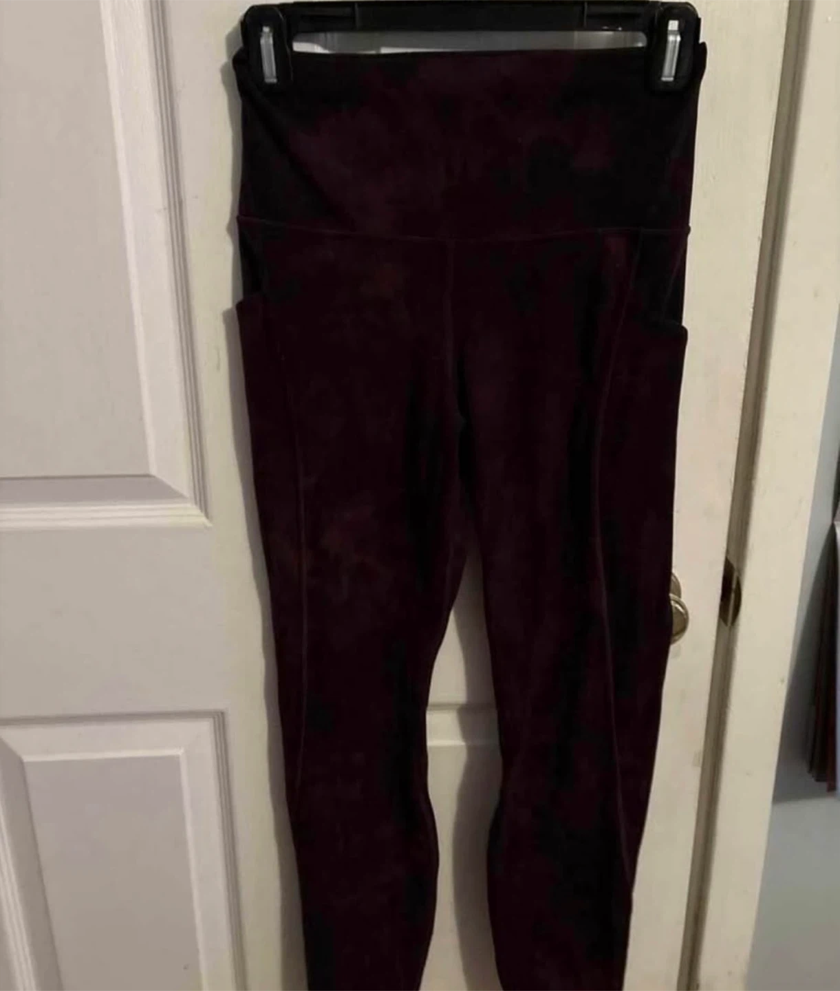 Lululemon leggings size 6 tight 25 tie dye pockets