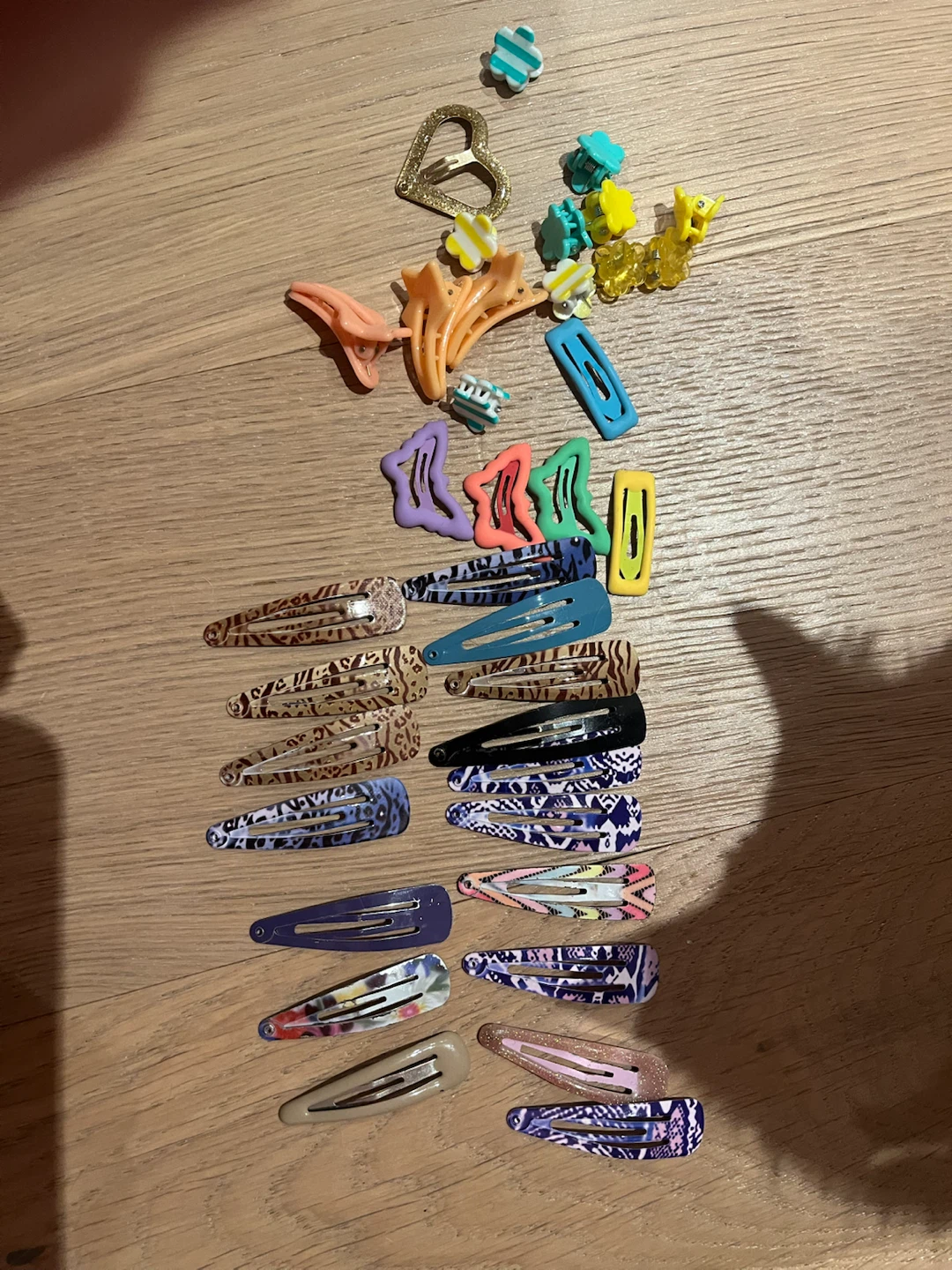 Assorted Hair Clips and Barrettes - photo 2