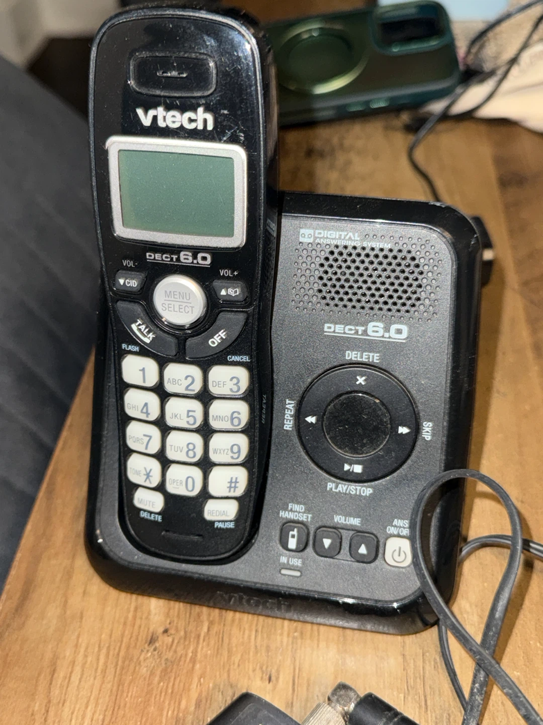 ZTE Wi-Fi Hotspot & VTech Cordless Phone - photo 2