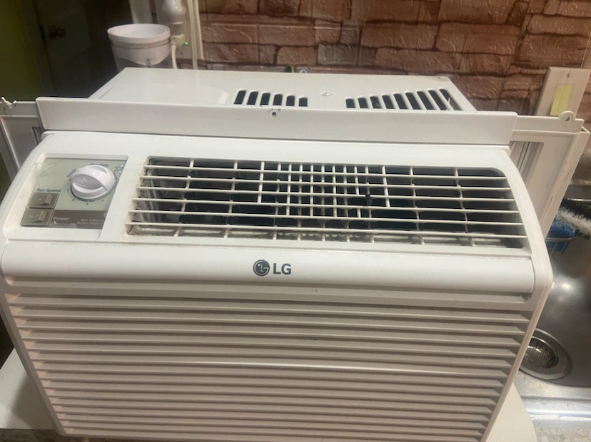 LG LW5016 Room Air Conditioner