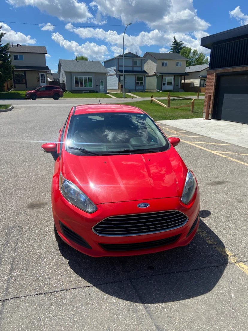 2014 Ford Fiesta SE hatchback