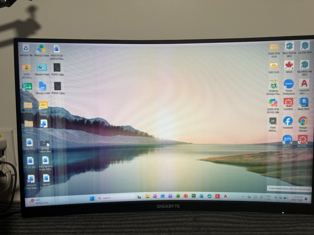 GIGABYTE Curved Monitor