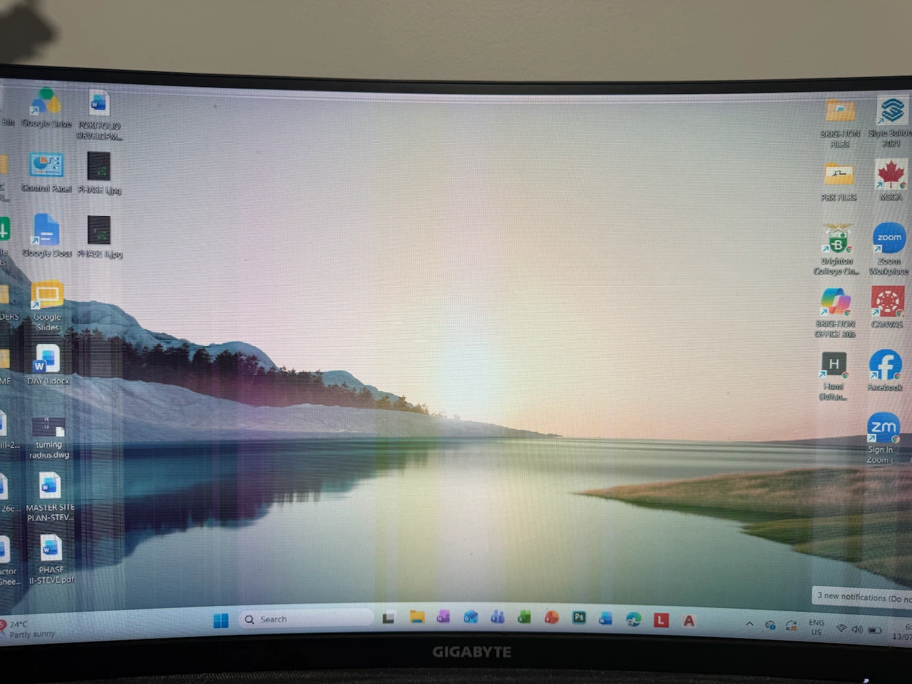 GIGABYTE Curved Monitor - photo 2